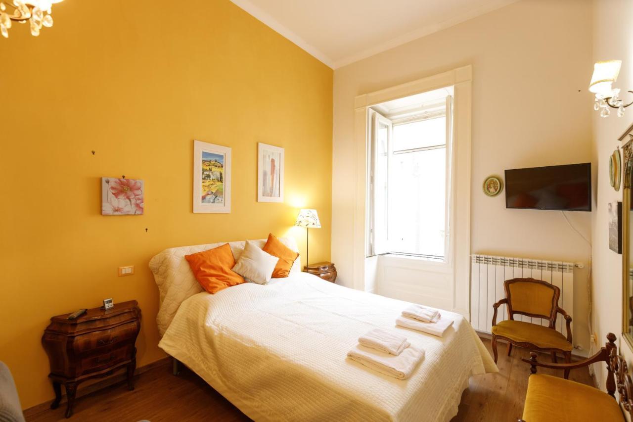 Duomo 77 - In The Heart Of The Historical Center By Elite Villas Naples Exterior photo